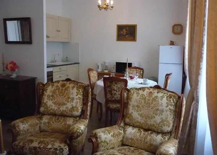 L'ambassadeur - Centre *